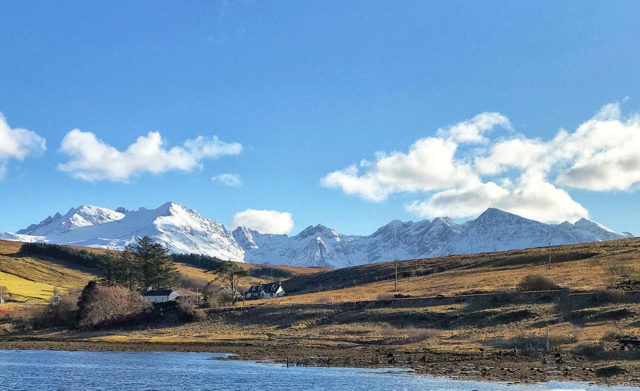 Luxury 4 Bedroom Cottage With Stunning Views Near Fairy Pools! Carbost  Zewnętrze zdjęcie