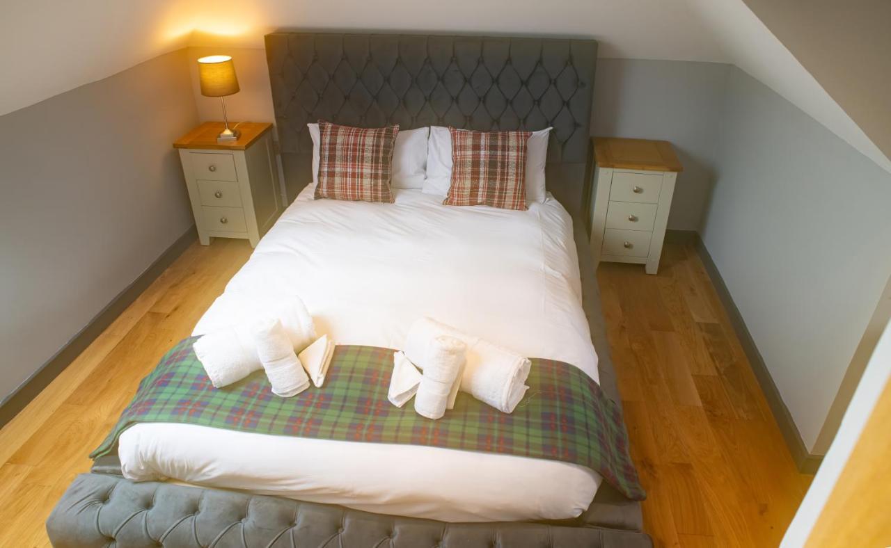Luxury 4 Bedroom Cottage With Stunning Views Near Fairy Pools! Carbost  Zewnętrze zdjęcie