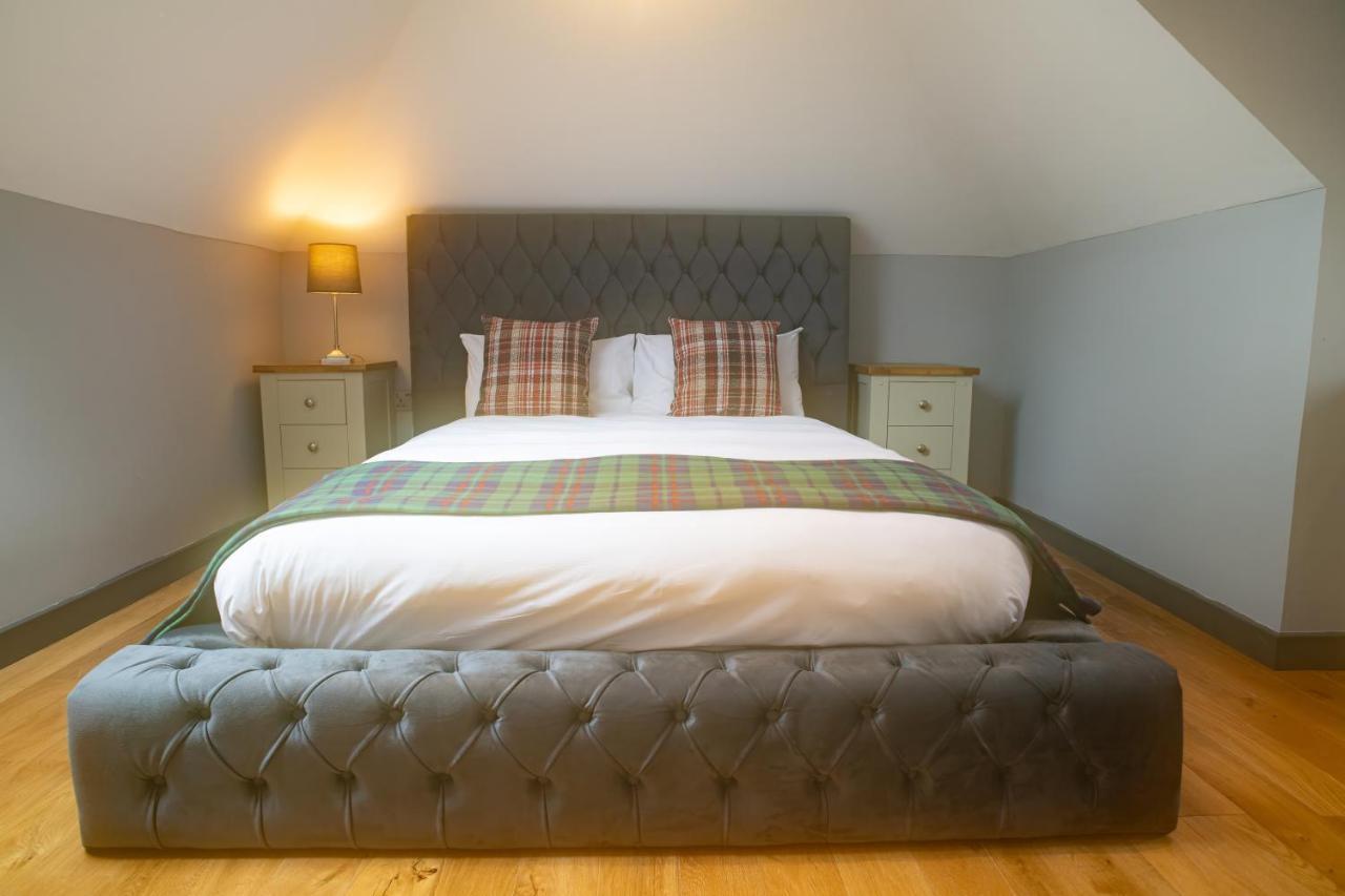 Luxury 4 Bedroom Cottage With Stunning Views Near Fairy Pools! Carbost  Zewnętrze zdjęcie