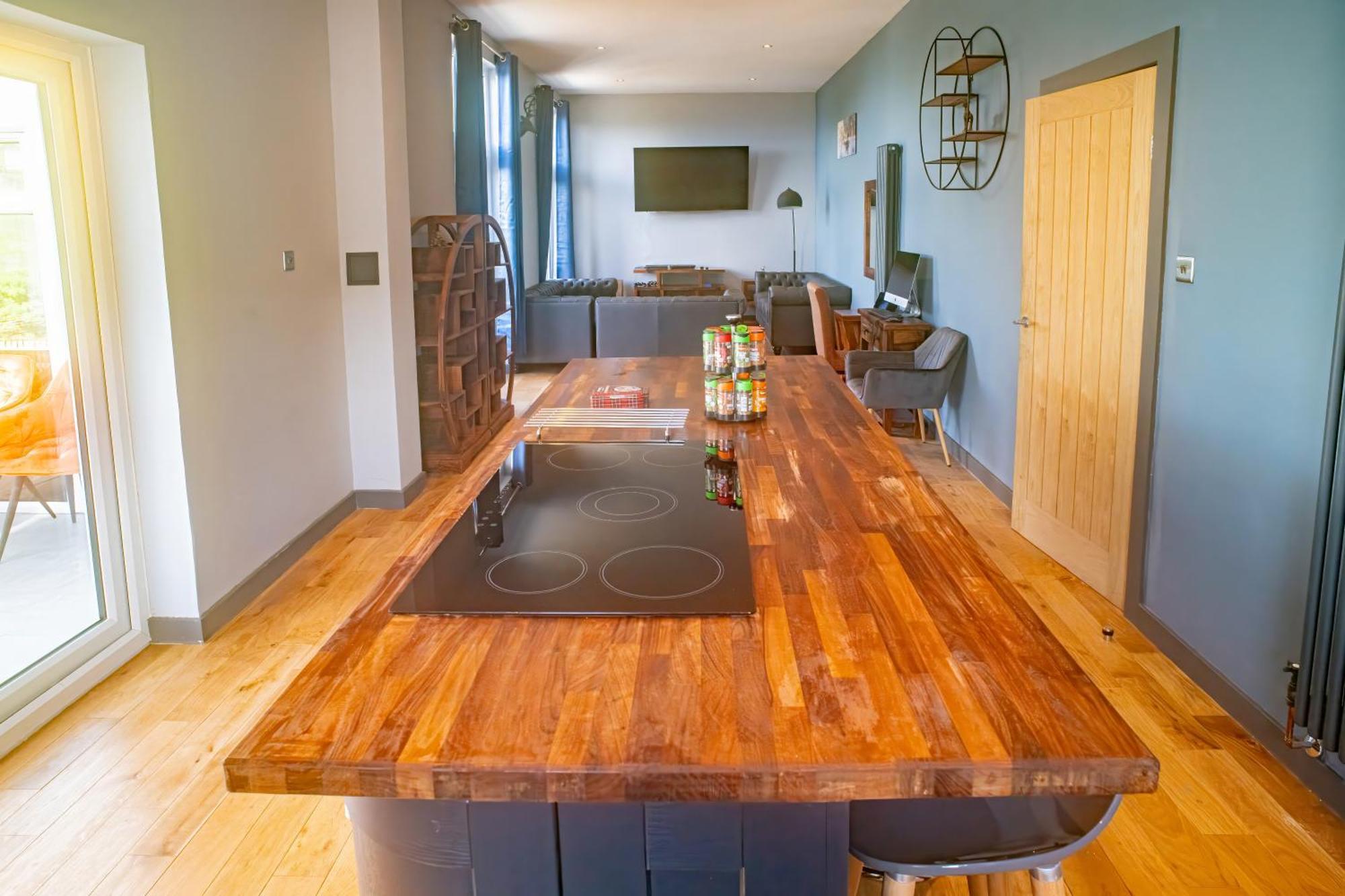 Luxury 4 Bedroom Cottage With Stunning Views Near Fairy Pools! Carbost  Zewnętrze zdjęcie