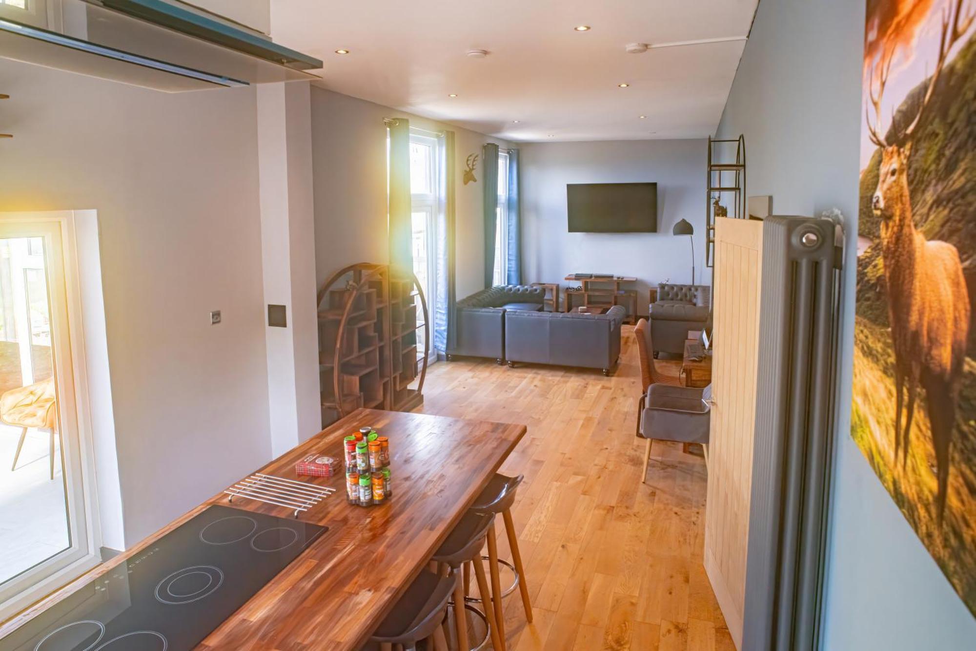 Luxury 4 Bedroom Cottage With Stunning Views Near Fairy Pools! Carbost  Zewnętrze zdjęcie