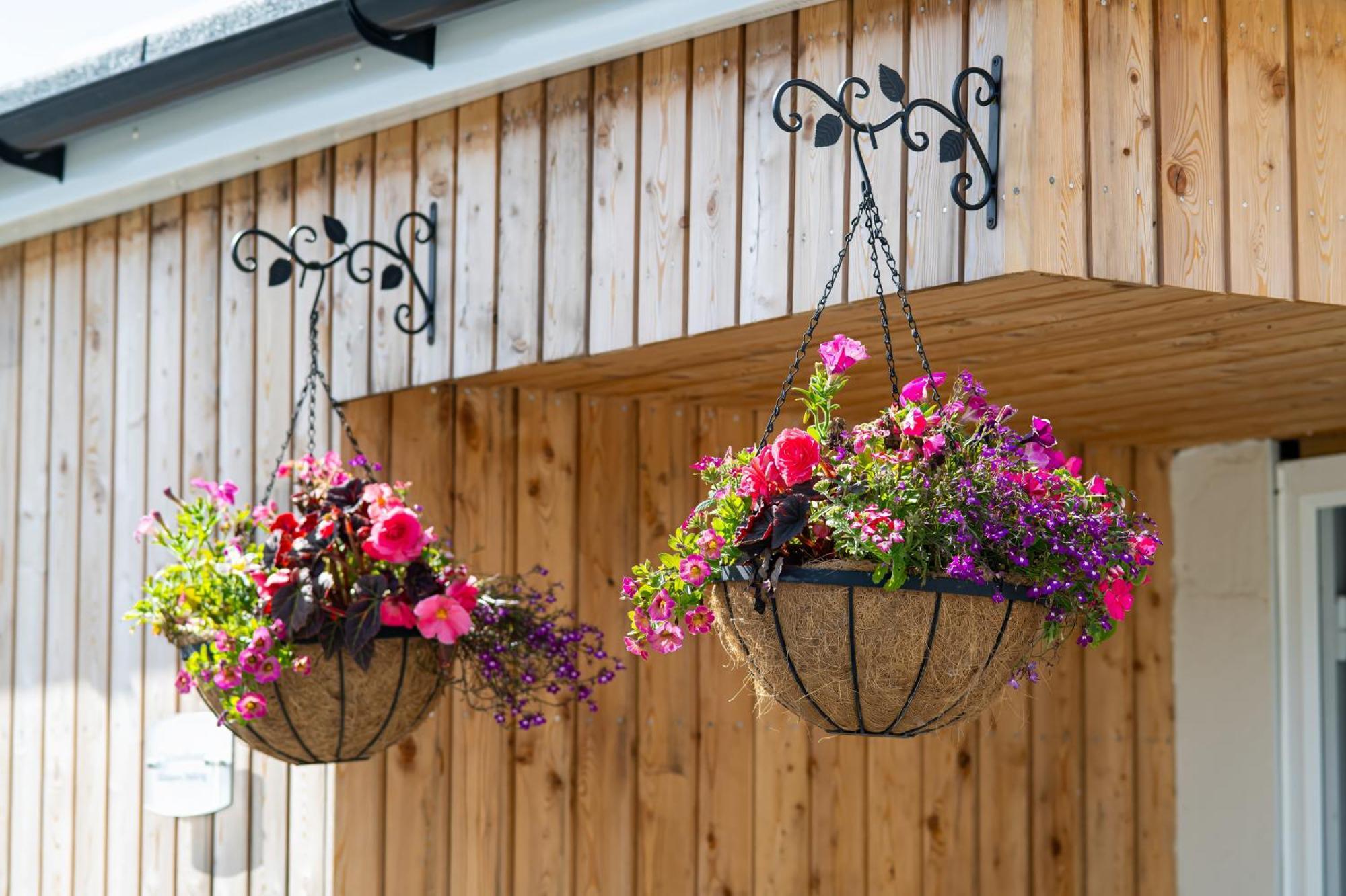 Luxury 4 Bedroom Cottage With Stunning Views Near Fairy Pools! Carbost  Zewnętrze zdjęcie