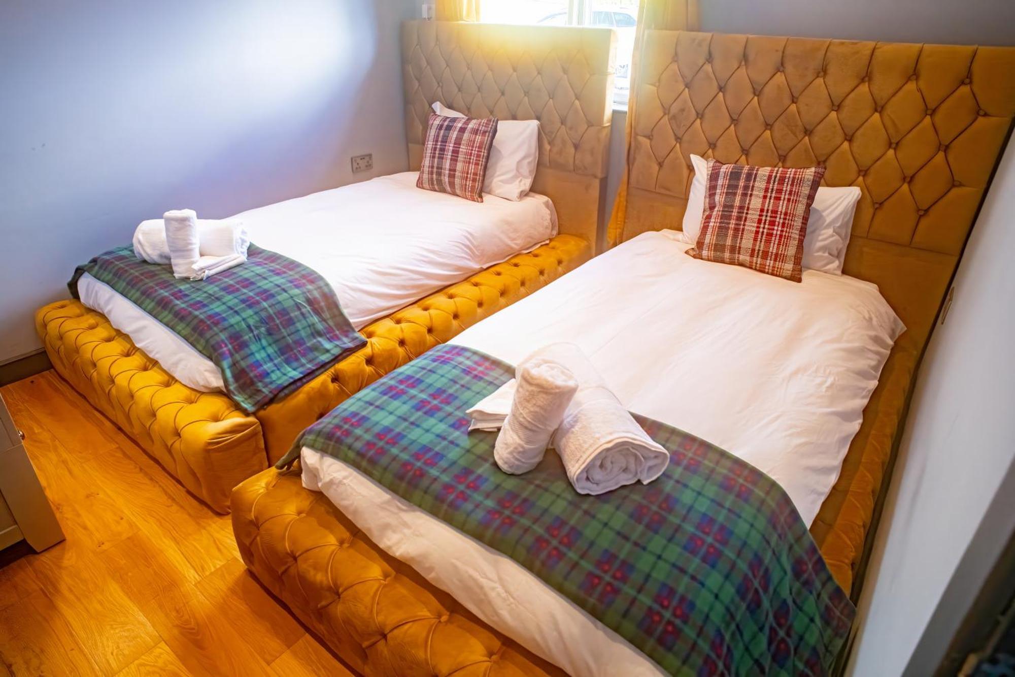 Luxury 4 Bedroom Cottage With Stunning Views Near Fairy Pools! Carbost  Zewnętrze zdjęcie