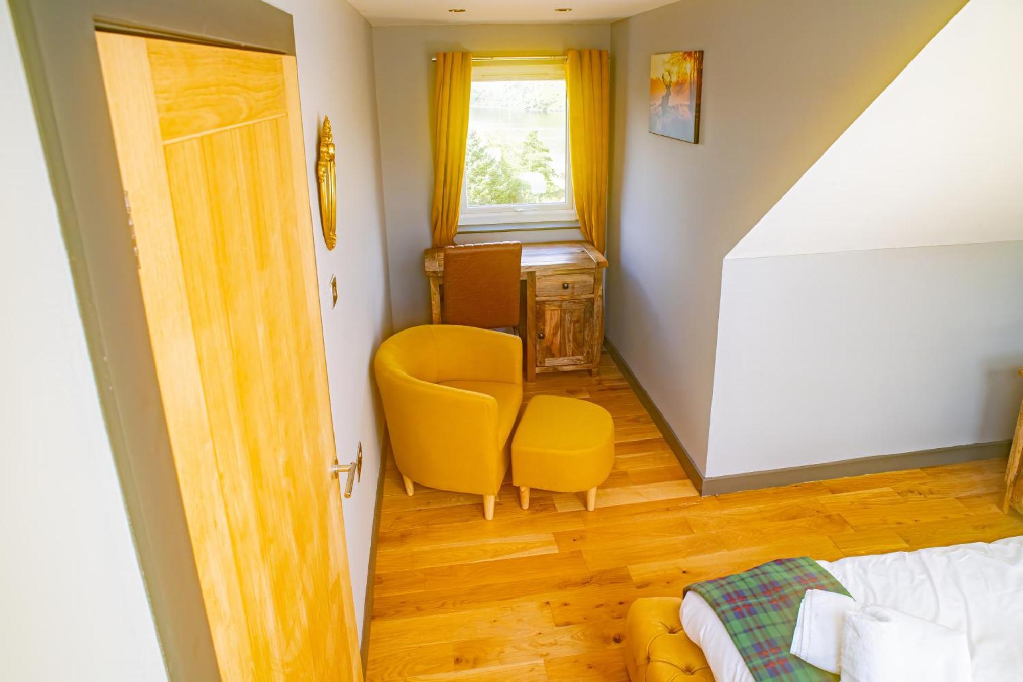 Luxury 4 Bedroom Cottage With Stunning Views Near Fairy Pools! Carbost  Zewnętrze zdjęcie
